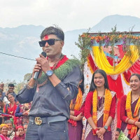 अव्यवस्थित पार्किङले सास्ती