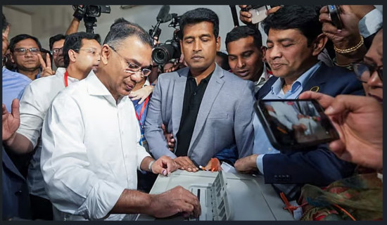 बङ्गलादेशमा नयाँ युगको सुरुवात : तारिक रहमानसहितको शपथ