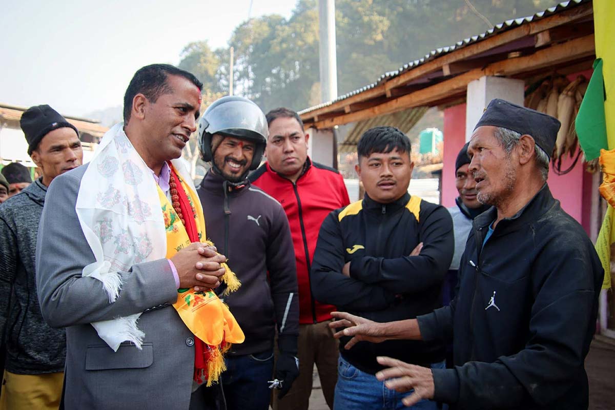 प्रतिनिधिसभा उपनिर्वाचन : सिन्धुपाल्चोकमा उम्मेदवारको दौडधुप