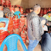 आपूर्ति सहज नभएसम्म निगमले ग्यास वितरण गर्ने