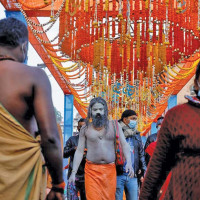 नागाबाबालगायत साधुसन्तको बिदाइ