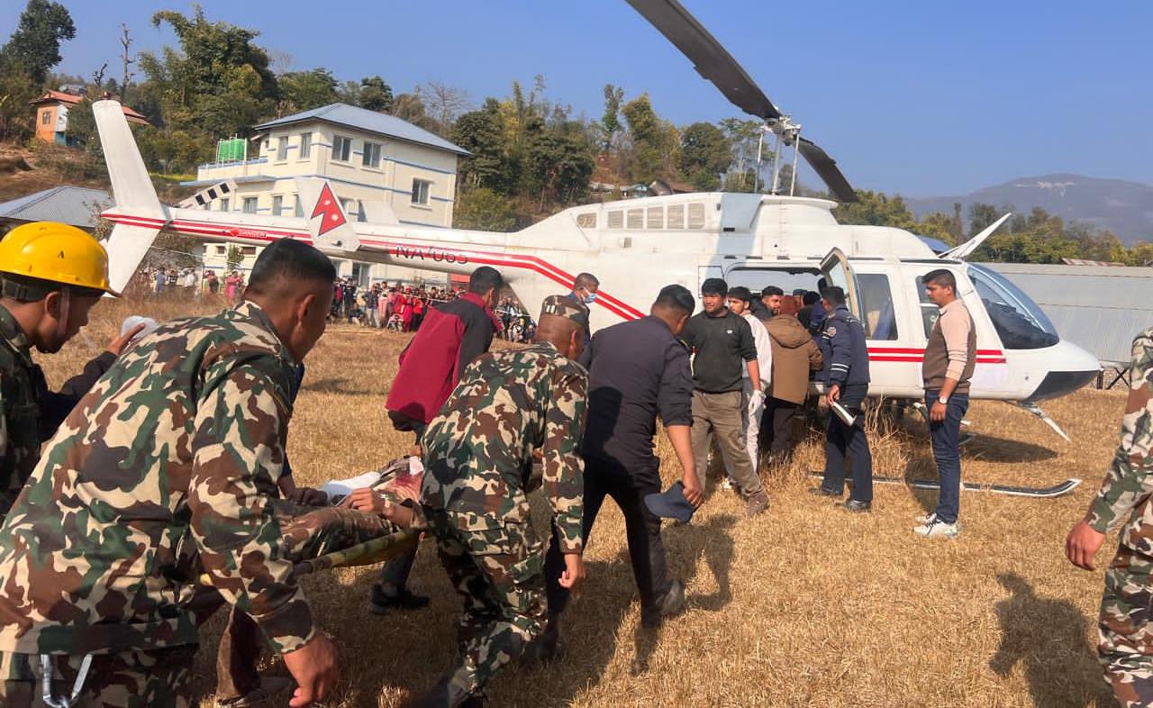 सेना सवार बस दुर्घटना, २४ सैनिकसहित २६ जना घाइते