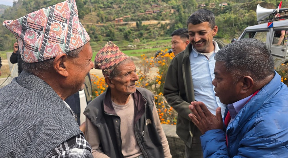 कांग्रेसको चुनावी अभियान बरेङमा