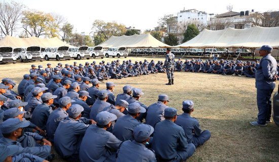 ध्वजेवाट सूर्योदय नियाल्दा (फोटो फिचर)