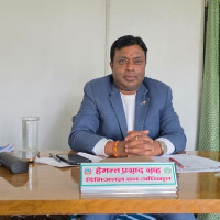 सरकारी विद्यालयमा स्मार्ट बोर्डबाट पठनपाठन