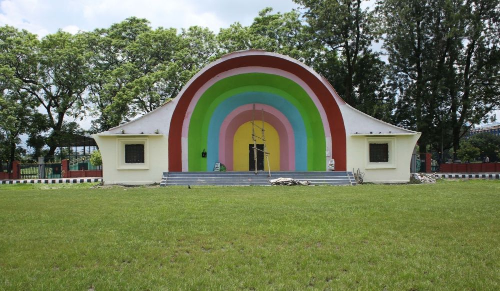 बन्द छ खुलामञ्च