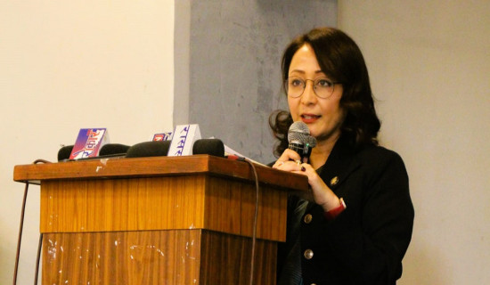 जलवायु परिवर्तनको असर पर्यटनमा पर्दा महिलाहरू सबैभन्दा बढी मारमा : मन्त्री श्रेष्ठ