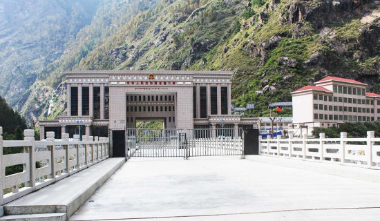 डढेलोले हिमालमा बढ्यो गर्मी