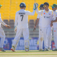 ७० कृतिसहित चिराग-शिवाङ्गिनीको  ‘बिटविन टु वर्ल्ड्स’ प्रदर्शनी सुरु