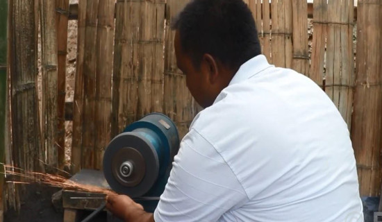 गाउँमै पुख्र्यौली कालिगड पेसा संरक्षणमा जुट्दै युवा