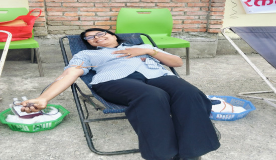 रगत अभाव भएपछि स्थापना दिवसमा रक्तदान