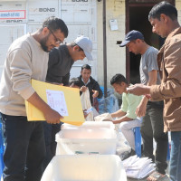 निजीलाई बिमाको राहत, सरकारलाई भने आहत