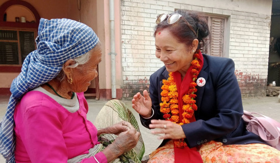 नवलपरासी–१ की महिला उम्मेदवार जलेसा घरदैलोमा व्यस्त