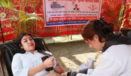 लमजुङमा मुख्य दलका उम्मेदवारबिच प्रतिस्पर्धा