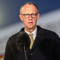 निर्वाचन सामग्री र मतपत्र पचहत्तर जिल्लामा पुर्याइयो