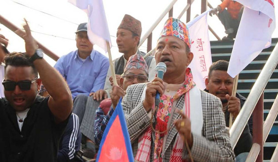 चुनावी प्रतिस्पर्धामा समाजसेवी पहिचान : सुखदुःखमा सहारा बन्ने प्रतिबद्धता