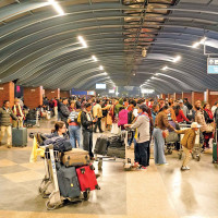 काठमाडौँमा रोकिए तीन हजार यात्रु