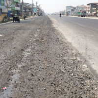 मोरङमा साढे चार लाख नगदसहित तीन जना नियन्त्रणमा