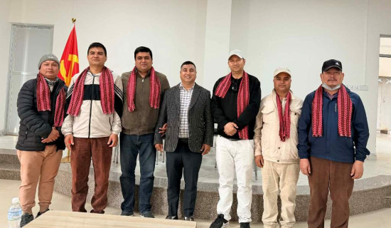 त्रिशूलीमा खसेका दुई बस फेला परेनन्, खोजीकार्य जारी