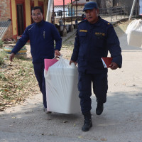 अन्तर्राष्ट्रिय उडान अनिश्चित