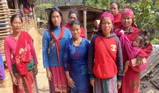 ‘जसले बाँदर धपाउँछ र लालपुर्जा दिलाउँछ, उसैलाई हाम्रो भोट’