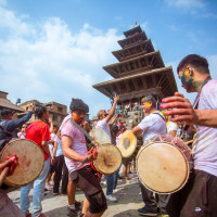 ‘जसले बाँदर धपाउँछ र लालपुर्जा दिलाउँछ, उसैलाई हाम्रो भोट’