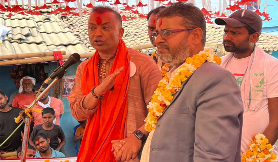 सर्लाही–१ का उम्मेदवार काङ्ग्रेस प्रवेश : सभापति थापाले गर्नुभयो स्वागत