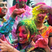 नमुना लन्डन ब्रिजमा आकर्षण बढ्दै