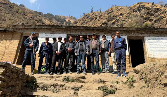 बाजुराका सबै मतदान केन्द्रमा निर्वाचन सामग्री पुग्यो