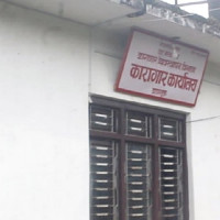 धमाधम बन्दै मतदान केन्द्र (फोटो फिचर)