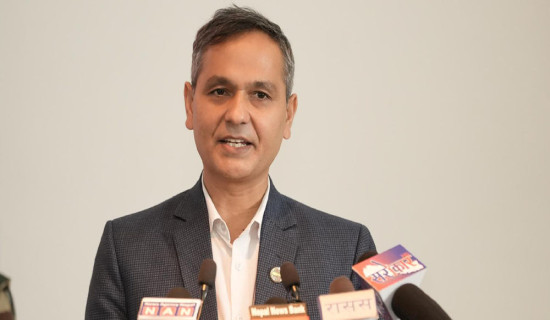 निर्धक्क साथ मतदान गर्न गृहमन्त्री अर्यालको आग्रह