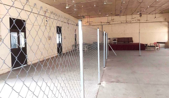 बाँके क्षेत्र नम्बर २ को मतगणना स्थलमा तारजाली र सिसी टिभी जडान