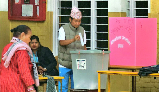 धनकुटामा शान्तिपूर्ण रूपमा मतदान सुरु