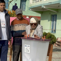 राप्रपा अध्यक्ष लिङ्देनद्वारा मतदान