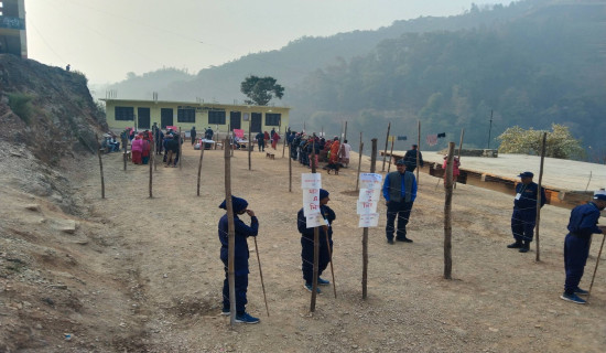 बैतडीमा शान्तिपुर्ण रूपमा मतदान सुरु