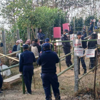 शोकबिच पनि मताधिकारको प्रयोग