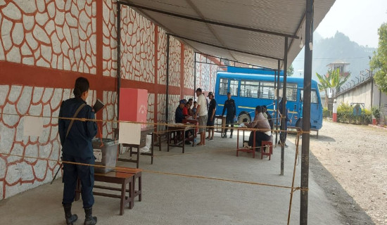 भिमफेदी कारागारका १४३ कैदीबन्दीले गरे मतदान