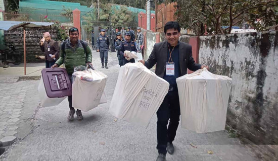 क्यान्सर जोखिम घटाउन पौवादुङमामा किशोरी लक्षित एचपिभी खोप अभियान