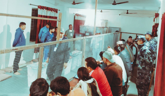 कञ्चनपुरमा रास्वपाका उम्मेदवार अगाडि