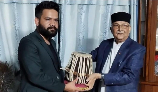 पूर्वमन्त्री आलेलाई फापेन कैलाली