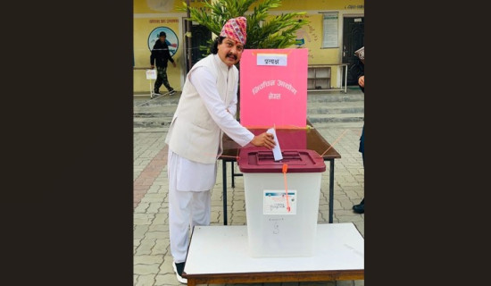 इलामको दुवै क्षेत्रमा एमालेको बढ्दै अग्रता