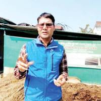 वार्षिक बिस लाखको गँड्यौला मल बिक्री