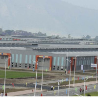 पुल नहुँदा जोखिम मोलेर खोला तर्न बाध्य