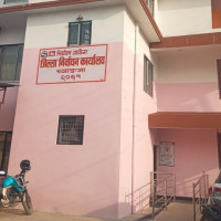 सडकमा पुस्तक नबेच्न महावीर पुनलाई पोखरा प्रमुख आचार्यको सुझाव