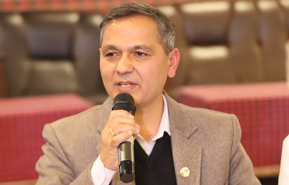 निर्वाचनपश्चात् संविधानले सही बाटो समातेको छ : गृहमन्त्री