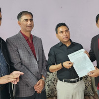 महोत्तरीमा माटोमा गाडिएको मोटरसाइकल फेला