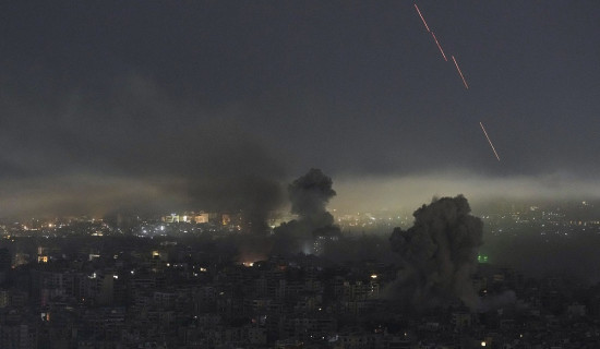 खाडीमा इरानी आक्रमण, तेल १०० डलर नाघ्यो