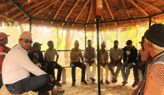 छारे भीर छेडेर सडक निर्माण (फोटो फिचर )