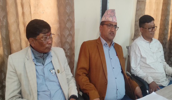 सुदूरका मुख्यमन्त्री शाह विवादमा : घुस प्रकरणबारे छानबिनको माग