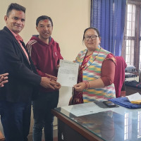 एमाले अध्यक्ष ओली अस्पतालमा, बुवाप्रति श्रद्धाञ्जली